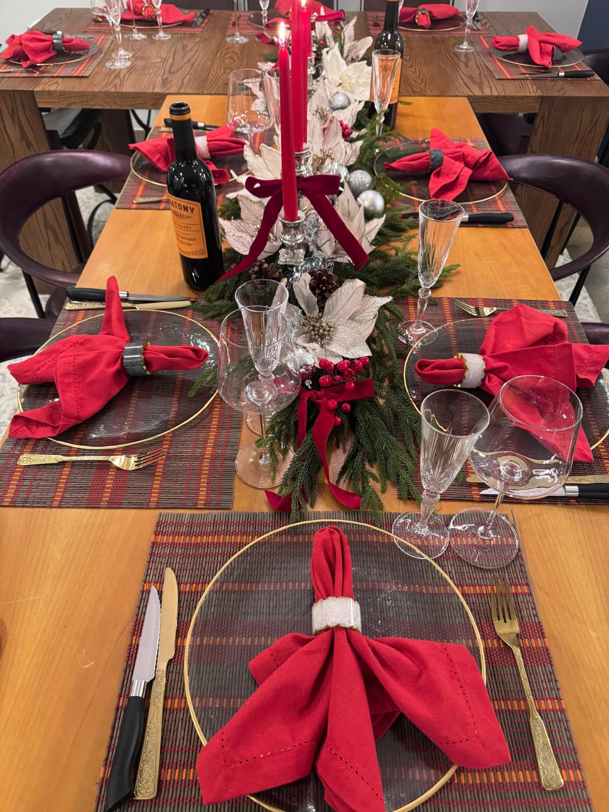 Bs Bites Holiday Red Tablescape